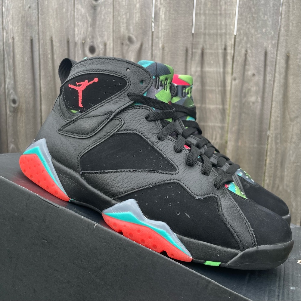 Nike air Jordan 7 Barcelona Nights size 9
